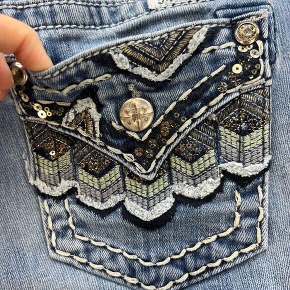 Miss Me Jeans Women's Size 26 (2) Signature Skinny Southwestern Feather Bling - Picture 13 of 16